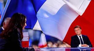 Macron defende seus oito anos de governo, mas sofre duras críticas de opositores de direita e esquerda