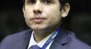 Hugo Motta contesta decisão do STF de manter ação penal contra Ramagem
