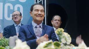 Divaldo Franco adotou 650 filhos mesmo sem nunca ter sido pai biológico