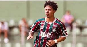 Felipinho retorna após longo período de recuperação e fica à disposição no Fluminense