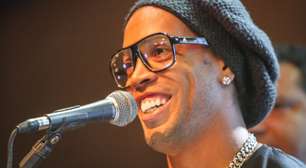 Ronaldinho se torna avô