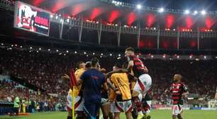 Luiz Araújo brilha, Flamengo vence LDU e segue vivo na Libertadores