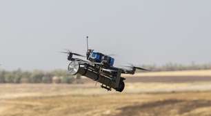 A Ucrânia transformou drones em soldados armados contra a Rússia: já não é mais necessário "sacrificá-los", pois agora carregam lançadores de granadas