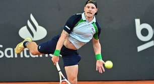 Karue Sell fura o quali em Genebra e disputa seu 1º torneio ATP