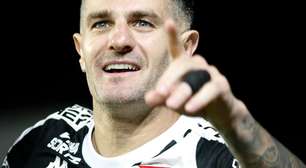 Vegetti celebra nova fase do Vasco com Diniz: 'Agora vamos em um barco diferente'
