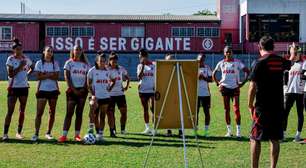 Gurias Coloradas e Palmeiras medem forças no Brasileirão Feminino
