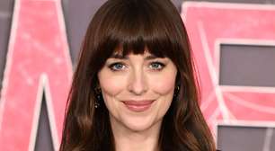 Dakota Johnson critica estúdios que evitam riscos: 'É uma luta constante'