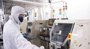 Em pleno embate entre China e EUA, uma empresa chinesa já cresce rapidamente: seu maior fabricante de máquinas para chips