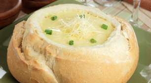Caldo aos 4 queijos no pão italiano: o prato ideal para afastar o frio