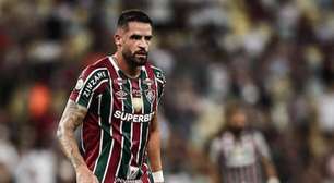 Fluminense rescinde contrato com Renato Augusto