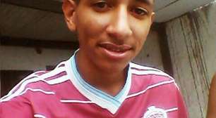 Ossada de jovem morto a pauladas por PM desaparece de cemitério sem autorização da família