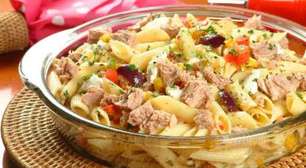 Penne mediterrâneo de atum: faça o prato em só 20 minutos