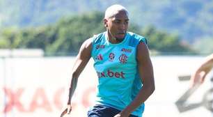 Lorran procura 'falar no campo' e deve receber nova chance no Flamengo