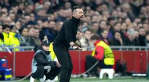 Farioli se emociona após Ajax perder título que parecia certo