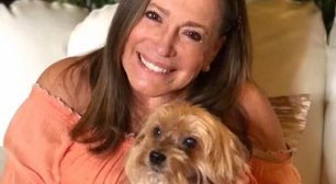 Susana Vieira chora a morte do cachorro: 'Amor da minha vida'