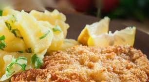 Bife à milanesa sem trigo na Airfryer: crocante e fácil
