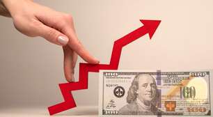 Dólar tem leve alta, em dia de ajustes e queda de moedas emergentes