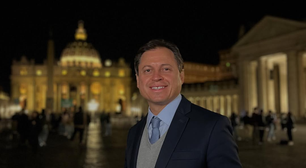Repórter da Globo: como Camarotti encarou maratona de missas e trabalho de 20 horas durante o conclave