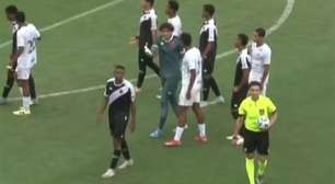 Goleiro do Vasco alega ter sido alvo de racismo no Brasileirão Sub-20