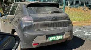 Peugeot 208 é flagrado com sistema híbrido dos Fiat Pulse e Fastback