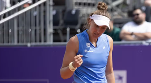Bia Haddad vira contra 9ª do mundo, vai à semifinal em Strasbourg e quebra jejum de oito meses