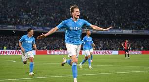 Napoli confirma o favoritismo e conquista o quarto título da Serie A