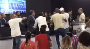Em sessão com agressões, Câmara de Salvador aprova reajuste de servidores