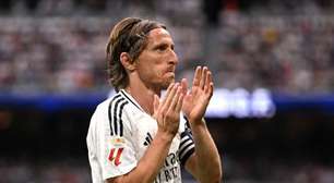 Real Madrid encerra Espanhol com vitória e clima de despedida no Bernabéu