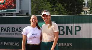 Luisa Stefani e Bia Haddad arrasam e vão à 2ª rodada de duplas em Roland Garros