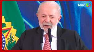 Lula cita tratamento privilegiado de câncer e relata desespero de moradora de Itajaí