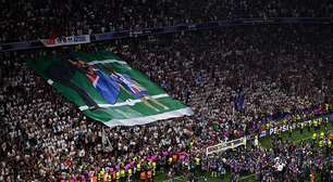 Comentaristas da TNT Sports caem no choro com homenagem para filha morta de técnico do PSG