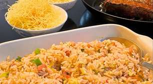 Arroz biro-biro molhadinho com sobras e bacon crocante