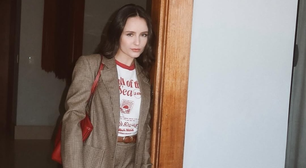 Larissa Manoela se rende ao corpcore: 'viciada em terninhos'