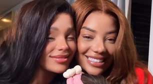 Parece com quem? Web reage ao ver o rostinho da filha de Ludmilla e Brunna