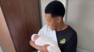 Novo registro de Zuri, filha de Ludmilla e Brunna Gonçalves, 'trava' a web