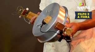 Marimbau: Filpo Ribeiro transformou panelas e pedaço de cadeira em instrumento musical