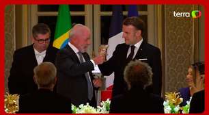 'O Brasil está de volta', afirma Macron em jantar com Lula e Janja