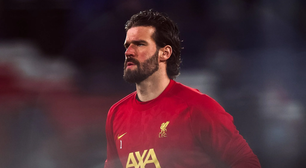 Bomba Alisson se pronuncia e revela desejo de voltar ao internacional