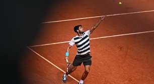 Alcaraz vence Sinner em batalha histórica e conquista o bicampeonato em Roland Garros