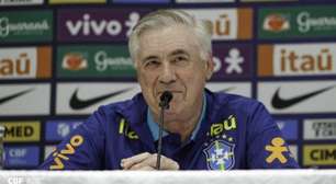Ancelotti recebe trote na Seleção e canta canção italiana
