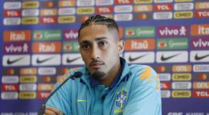 Raphinha, do Barcelona, é sincero ao falar sobre Hugo Souza, do Corinthians