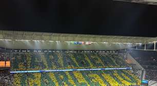 Ancelotti é homenageado com mosaico antes de primeiro jogo no Brasil