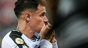 Destaque do jogo, Philippe Coutinho analisa vitória do Vasco sobre o São Paulo