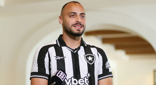 Arthur Cabral é sincero sobre motivo que o fez assinar com o Botafogo