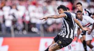 Santos é o time que menos finaliza ao gol no Brasileirão