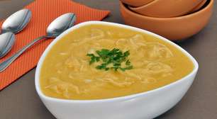 Caldo de abóbora com frango: esquente suas noites frias muito sabor