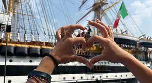 Navio italiano Vespucci deixa Gênova e volta 'para casa'