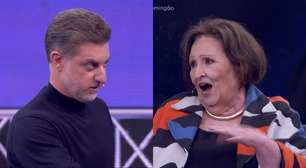 Luciano Huck se atrapalha ao vivo no Domingão e Déa Lúcia detona: 'Quer trocar?'