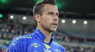 Fábio, do Fluminense, supera goleiro campeão mundial após jogo contra o Borussia