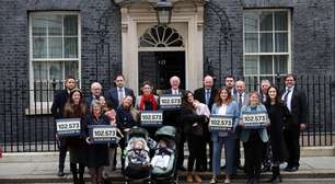 Deputados britânicos descriminalizam aborto fora do prazo legal